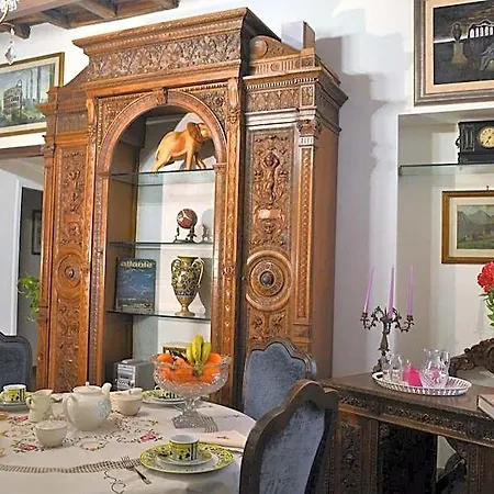 Domus Piazza Del Popolo לינה וארוחת בוקר 4*