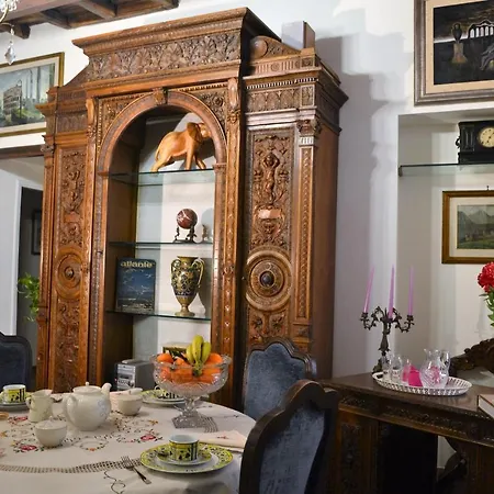 Domus Piazza Del Popolo Bed & Breakfast 4*